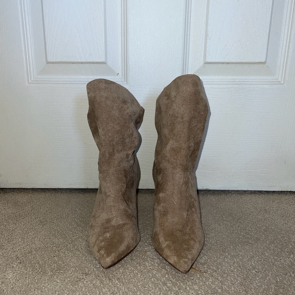Suede tan booties
